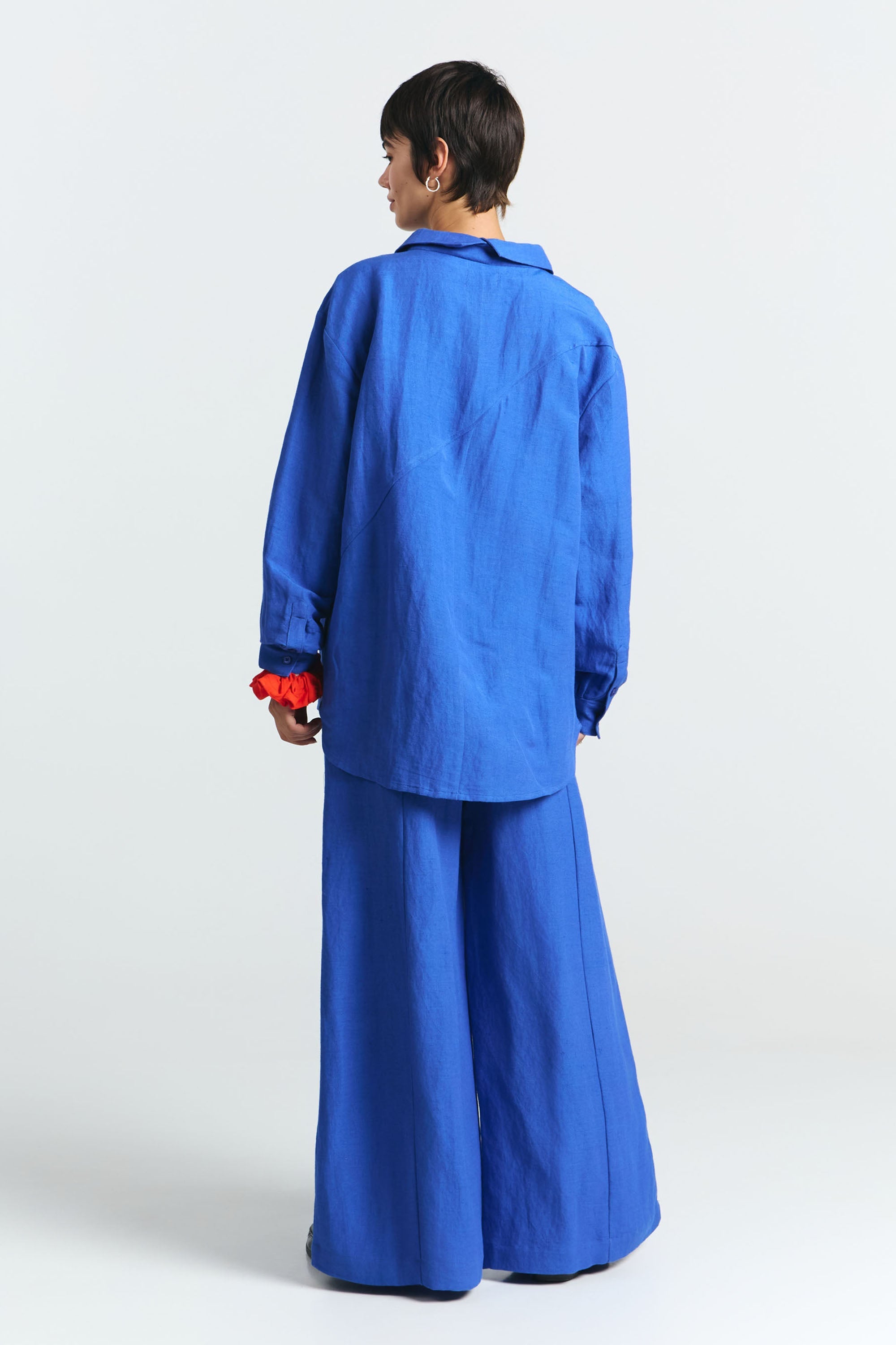 IYA SHIRT KLEIN BLUE